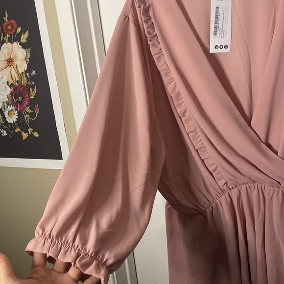 Pink blouse - Picture 6 of 8